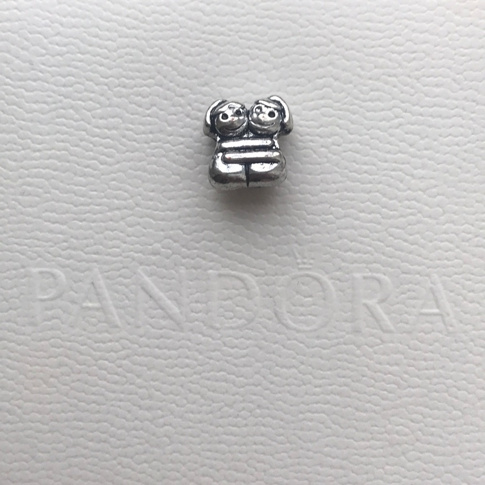 Pandora Charm- sisters
